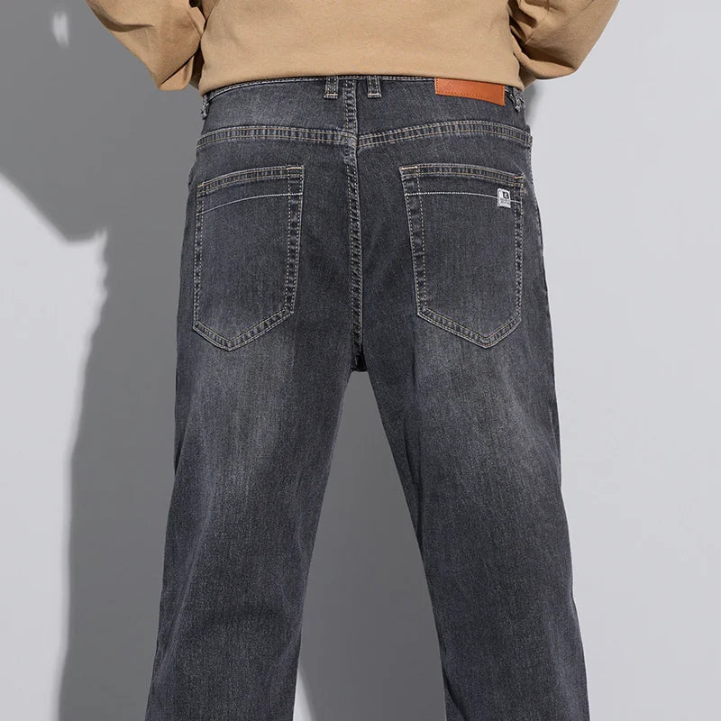 Men's Loose-Fit Straight-Leg Jeans
